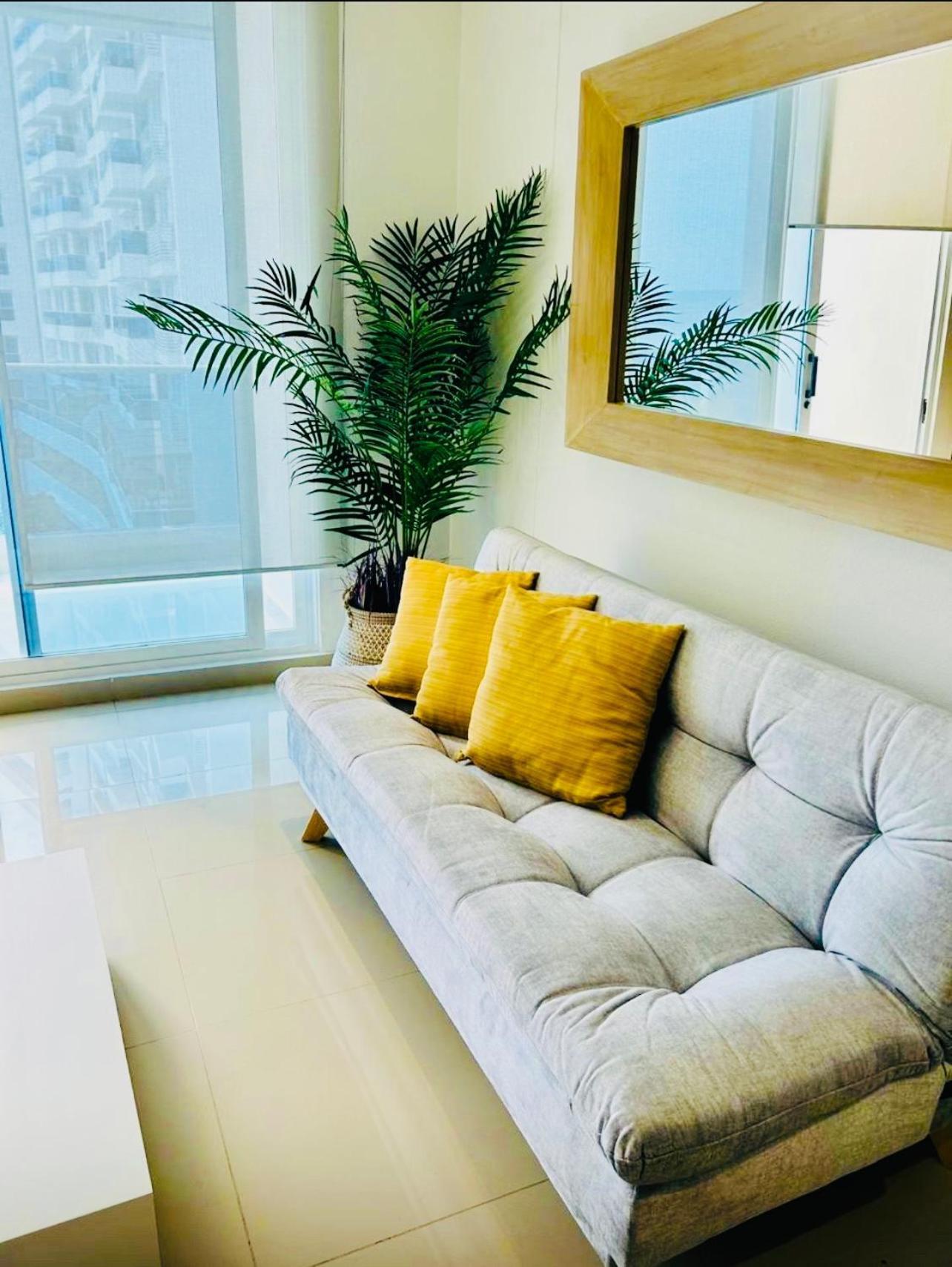 Modern At Seaside Luxury Appartement *